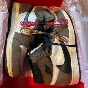 Travis Scott / Air Jordan 1 High Top OG